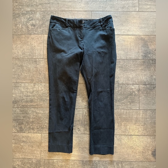 The Limited Exact Stretch Ankle Pants Size 6
